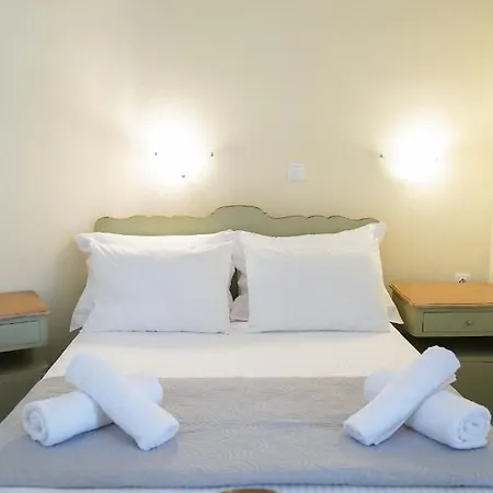 Cozy Corner Vs Beachfront * Stalós